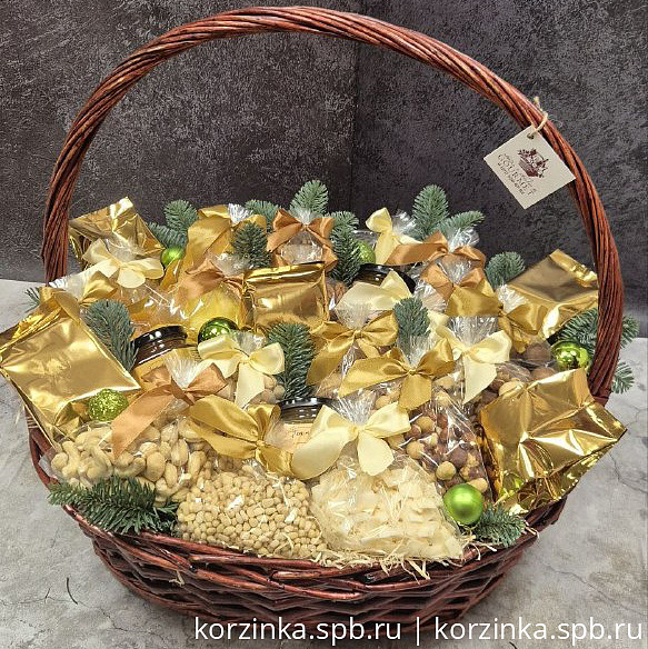 Подарочная корзина Имперская новогодняя