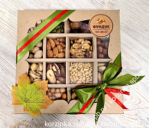 Подарочный набор Ореховый микс Учителю от Gourmet
