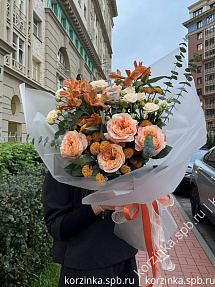 Букет с альстромерией,эвкалиптом и пионовидной розой  от Вкусные подарки и цветы